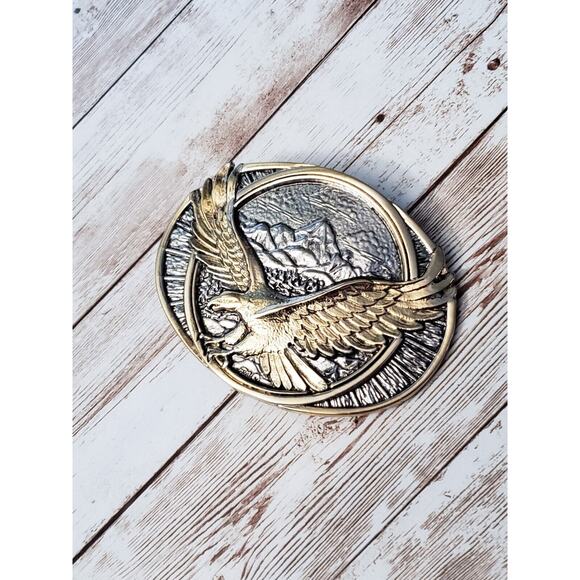 Large Men's Belt Buckle Silver Tone with Gold Tone Eagle Design - Picture 3 of 6